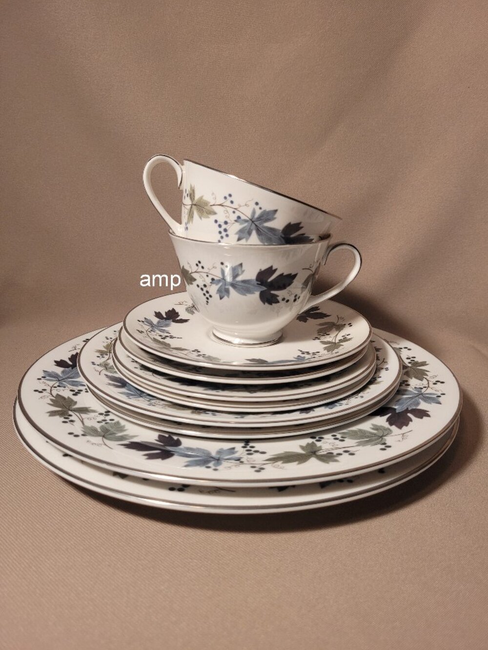 Royal Doulton Burgundy (Lot of 2) 5 Piece Place Settings (10 pcs) EXCELLENT!